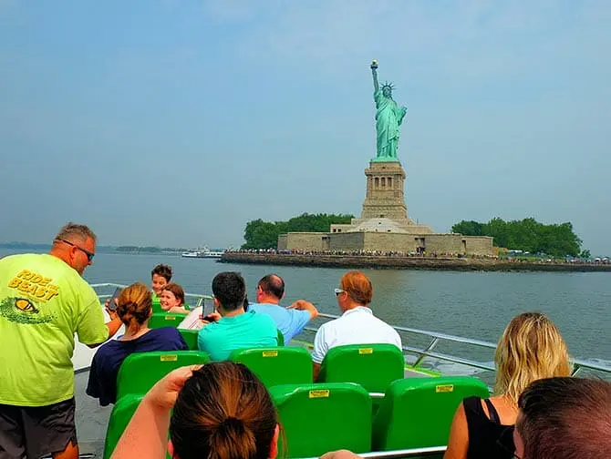 Passeio de Lancha Circle Line The Beast em Nova York - Panorama