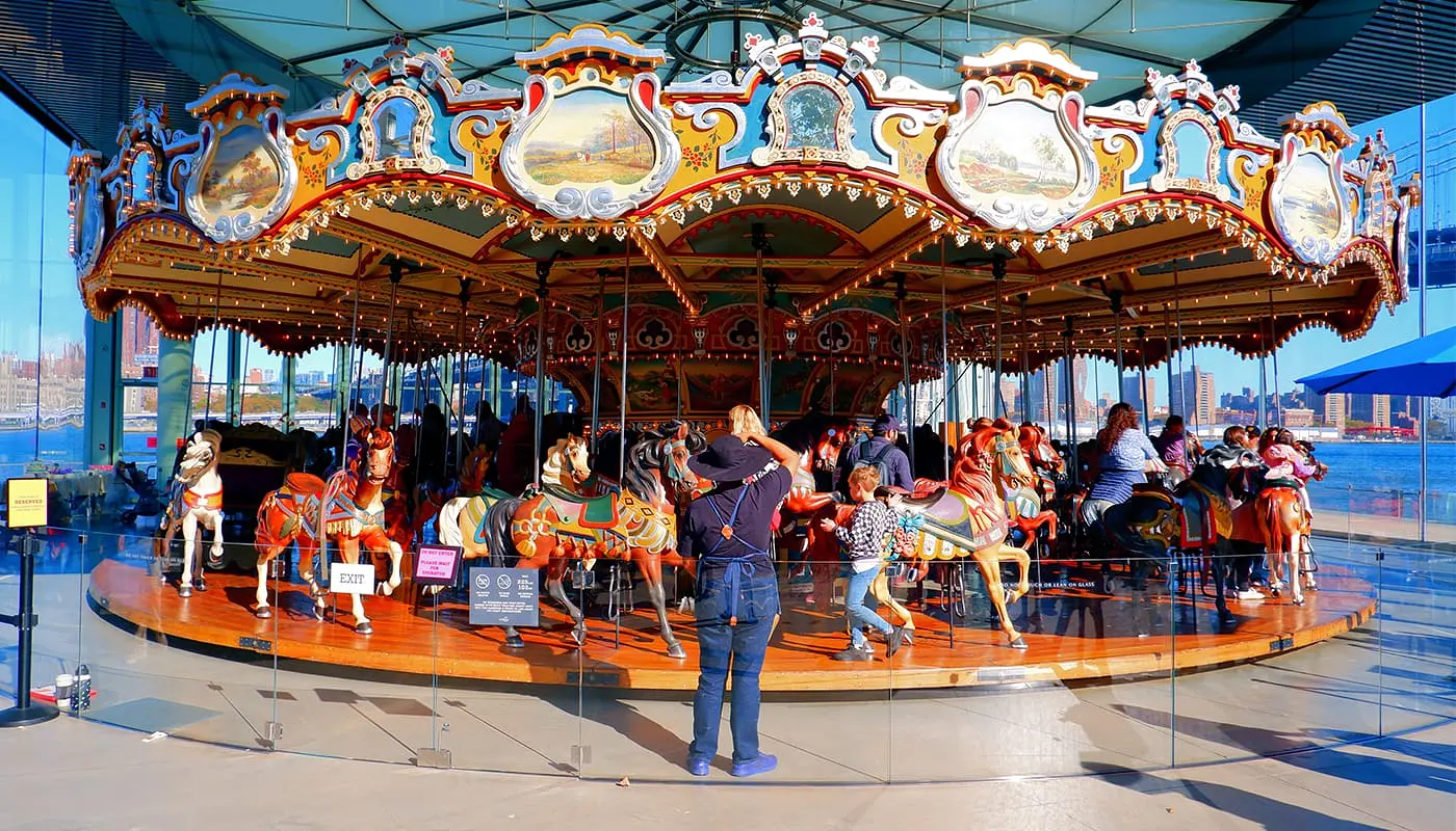 Janes Carousel no Brooklyn - O Carrossel