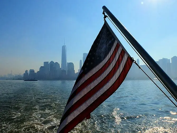 Ellis Island em Nova York - Vista para Manhattan