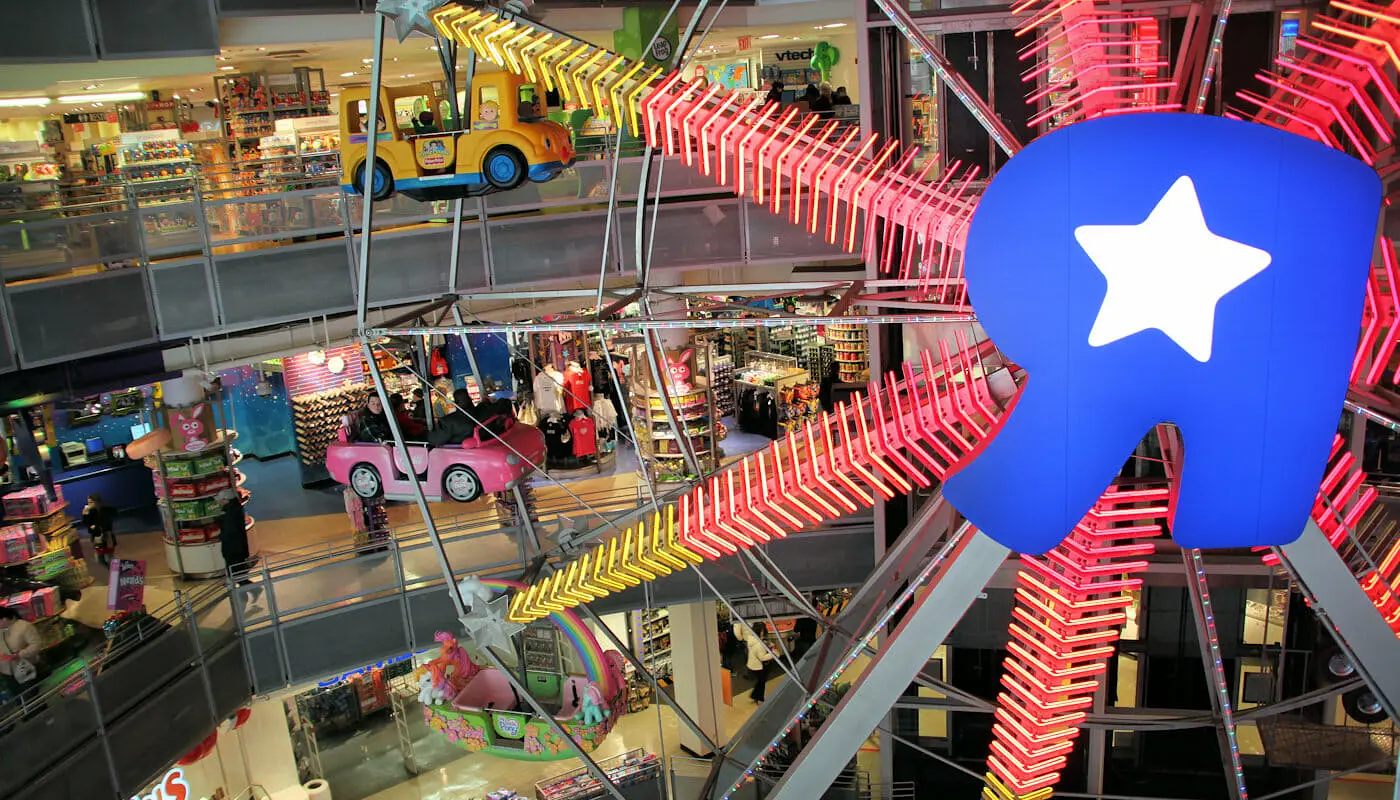 Roda Gigante na Toys R Us em Nova York