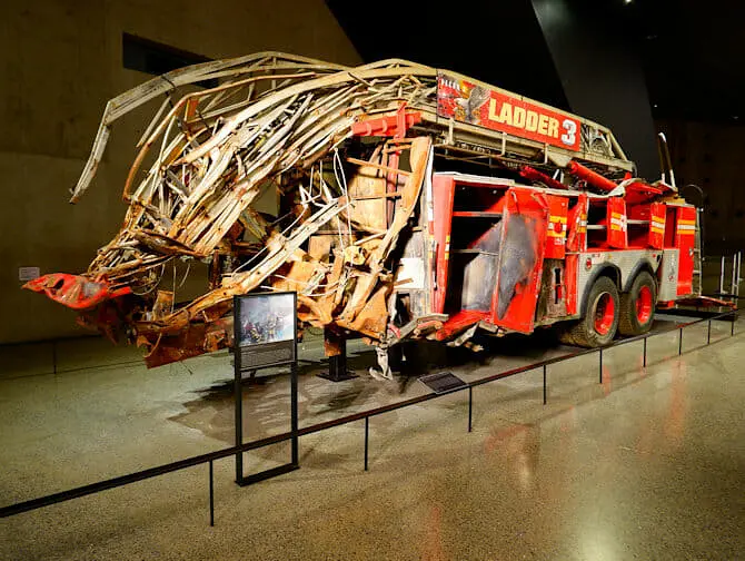 Museu 11 de Setembro em Nova York - Caminhão dos bombeiros
