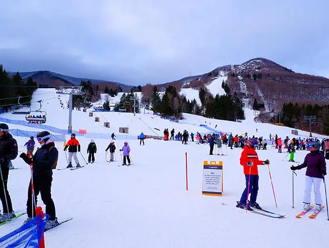 Ski or Snowboard Day trip in New York