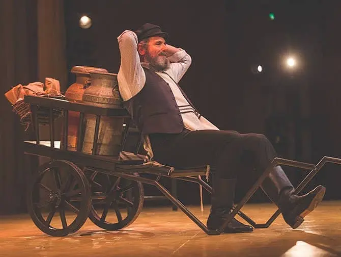 Ingressos para Fiddler on the Roof em Nova York - Tevye