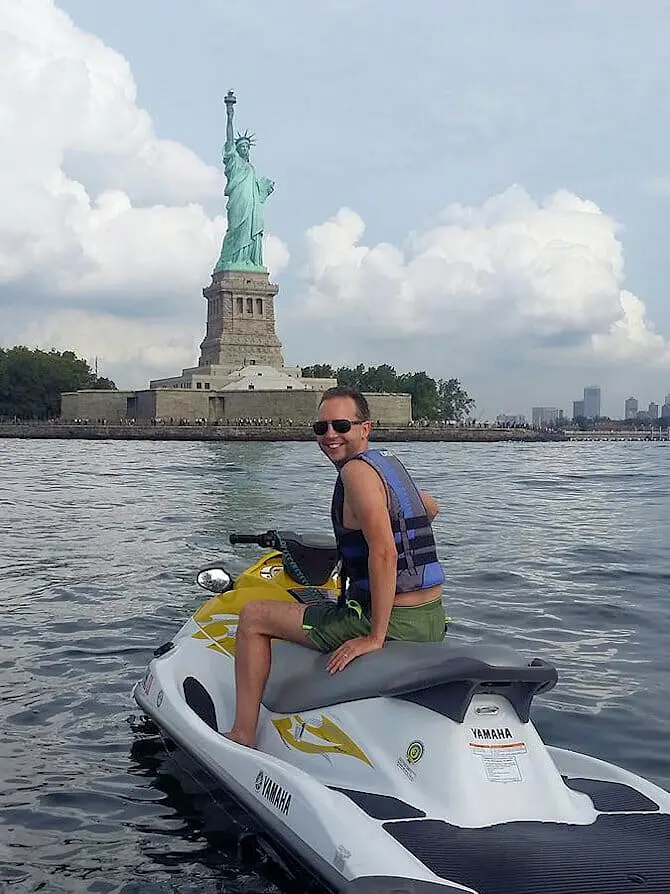 Nadar em Nova York - Jet Ski