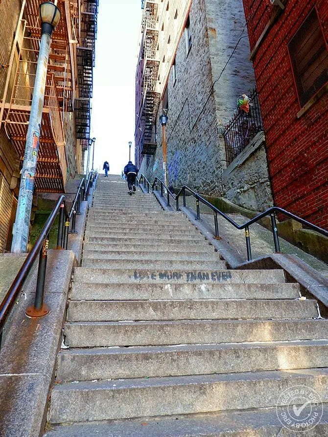 The Bronx em Nova York - Joker Stairs