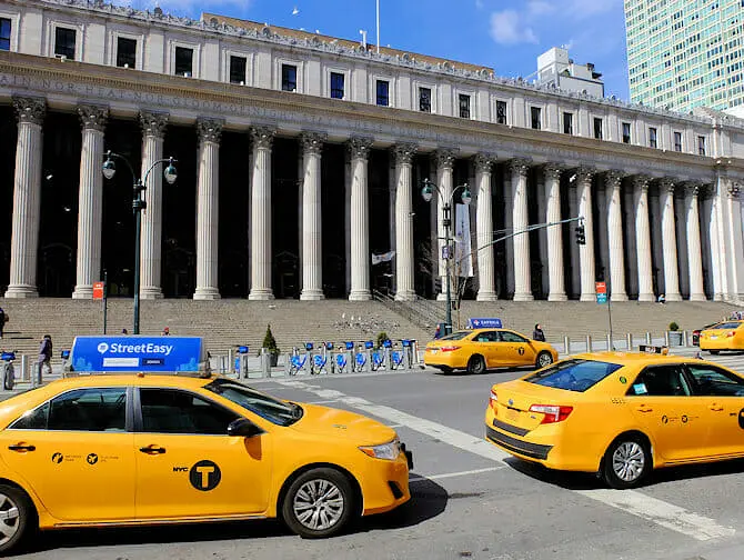 Táxi em Nova York - taxis amarelos nas ruas de Nova York