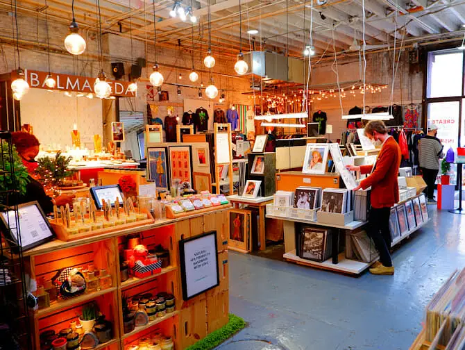 Mercados de pulga em Nova York - Dentro da Artists And Fleas