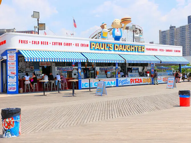 Parque de diversões Deno’s Wonder Wheel em Coney Island - Lanchonete