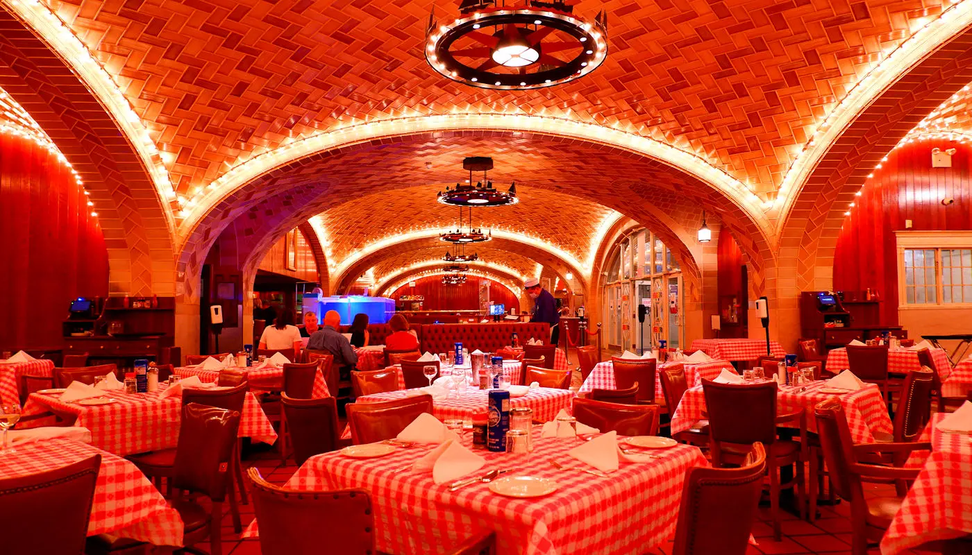 Restaurantes e bares românticos em Nova York Oyster Bar