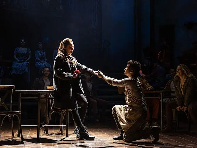 Ingressos para Hadestown na Broadway - Amor
