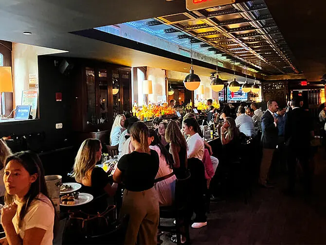 Theme Restaurants in New York Trinity Place - Interior