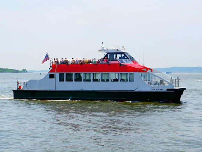 Circle Line: passeio de barco Liberty Super Express (50 min) - Barco