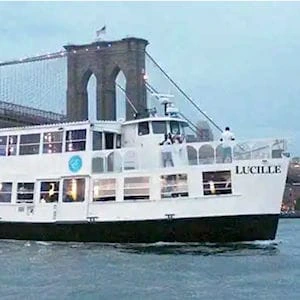 Passeios de barco no 4 de Julho em Nova York