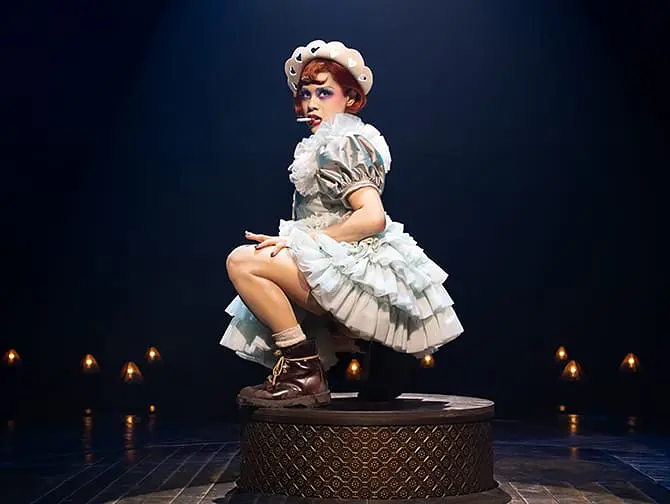 Ingressos para Cabaret no Kit Kat Club na Broadway - atuação