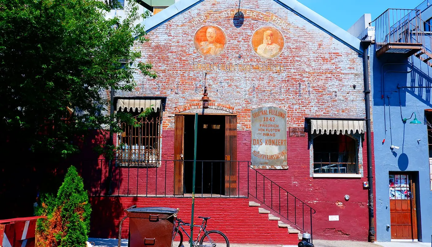 Cervejarias de Nova York - Radegast Hall Biergarten