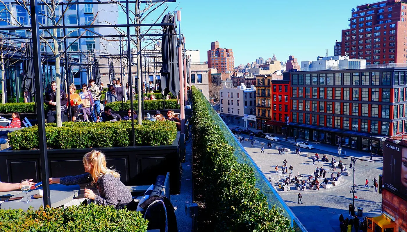 Os melhores bares em cobertura de Nova York - RH Rooftop Restaurant