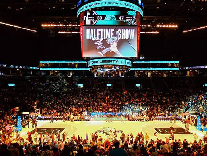 Barclays Center em Brooklyn - New York Liberty