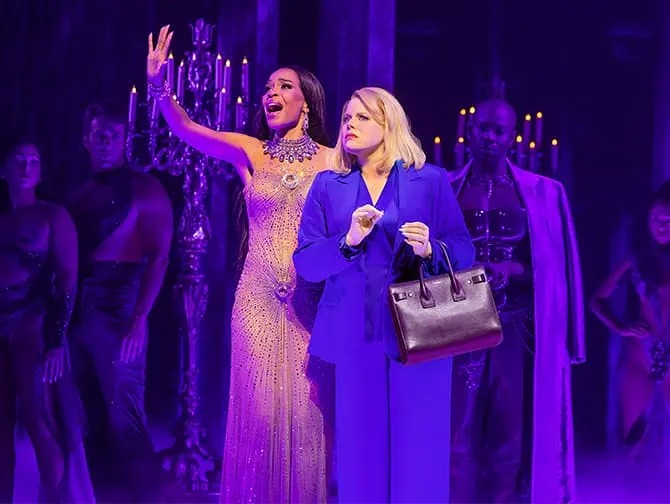 Ingressos para Death Becomes Her na Broadway - Viola