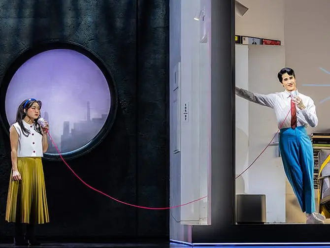 Ingressos para Maybe Happy Ending na Broadway - Robô