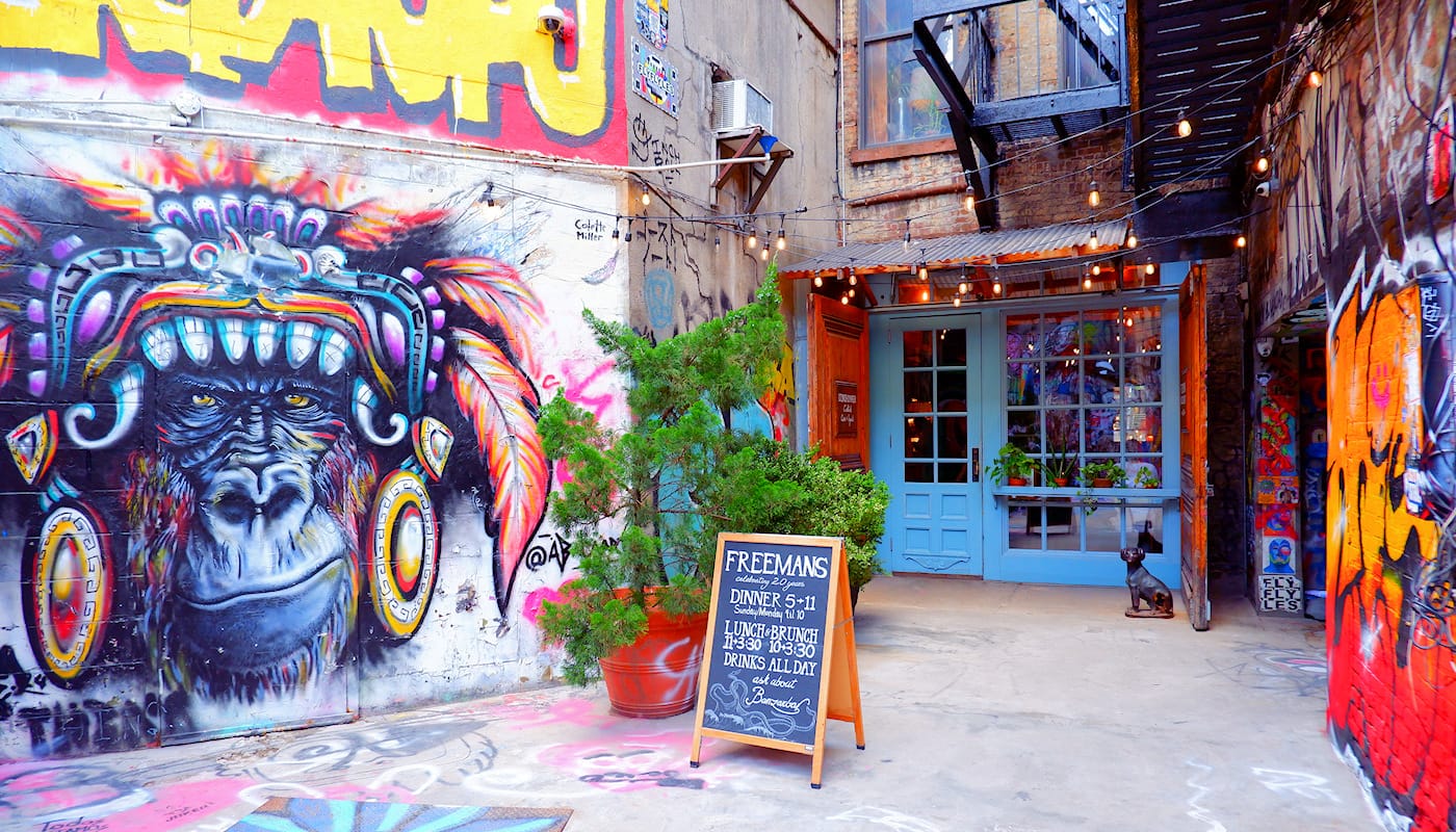 Comida típica americana em Nova York - Freemans Restaurant Freeman Alley