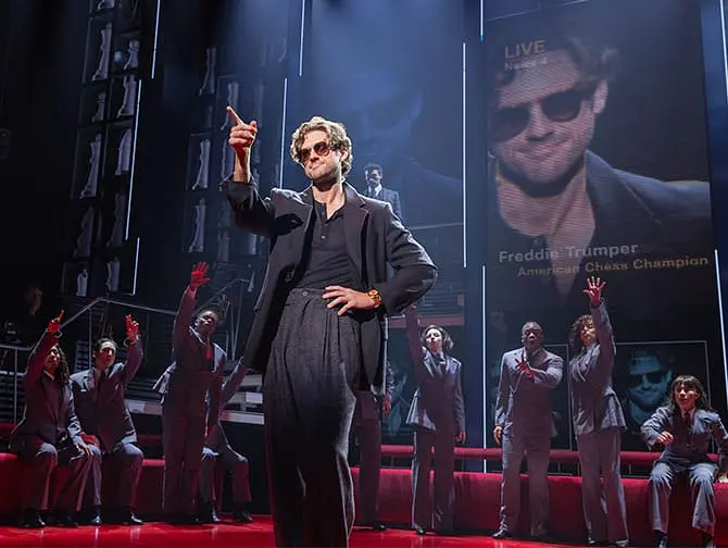 Ingressos para Chess na Broadway - Elenco