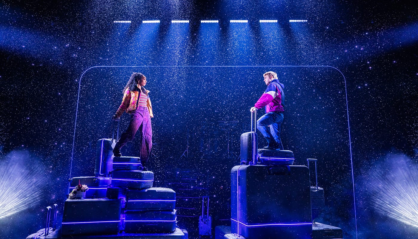 Ingressos para Two Strangers (Carry a Cake Across New York) na Broadway - Espetáculo