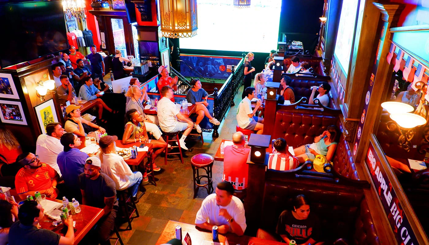 Melhores Boates em Nova York - The Football Factory