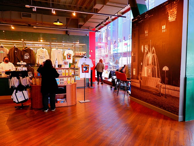 Central Perk Coffeehouse em Nova York - Compre produtos na loja