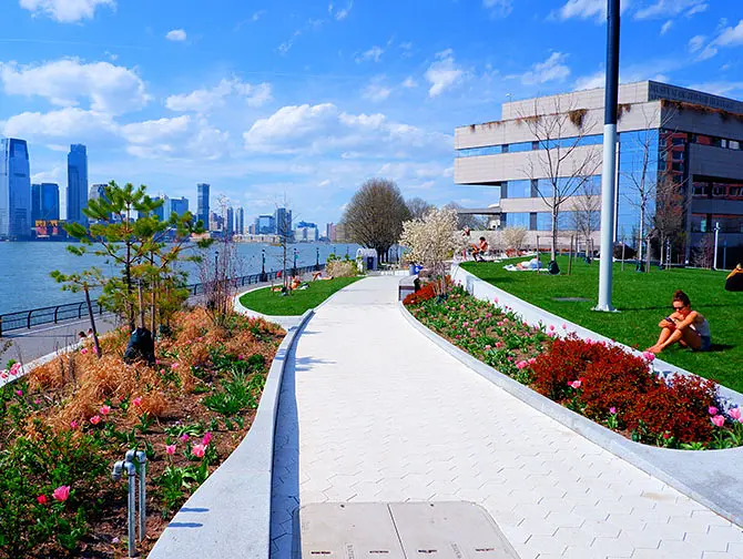Battery Park em Nova York - Parque Robert F. Wagner Jr.
