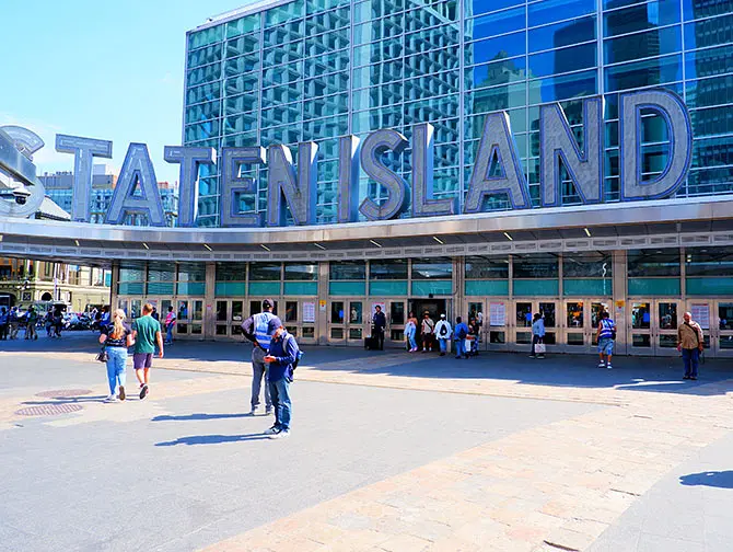 Battery Park em Nova York - Terminal de Ferry de Staten Island