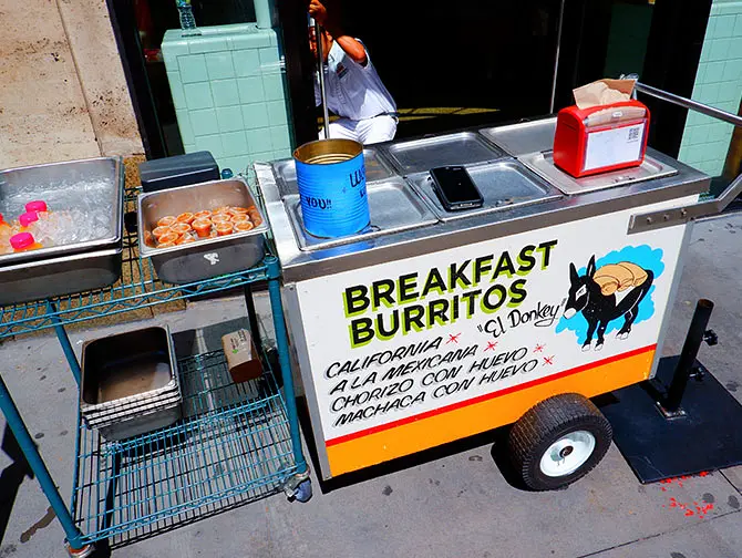 Café da manhã em Nova York - El Donkey Burrito Cart