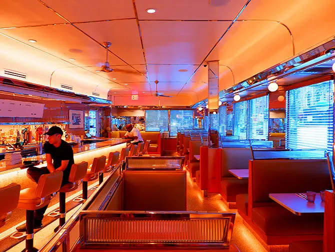 Diners em Nova York - Kellogg's Diner em Williamsburg