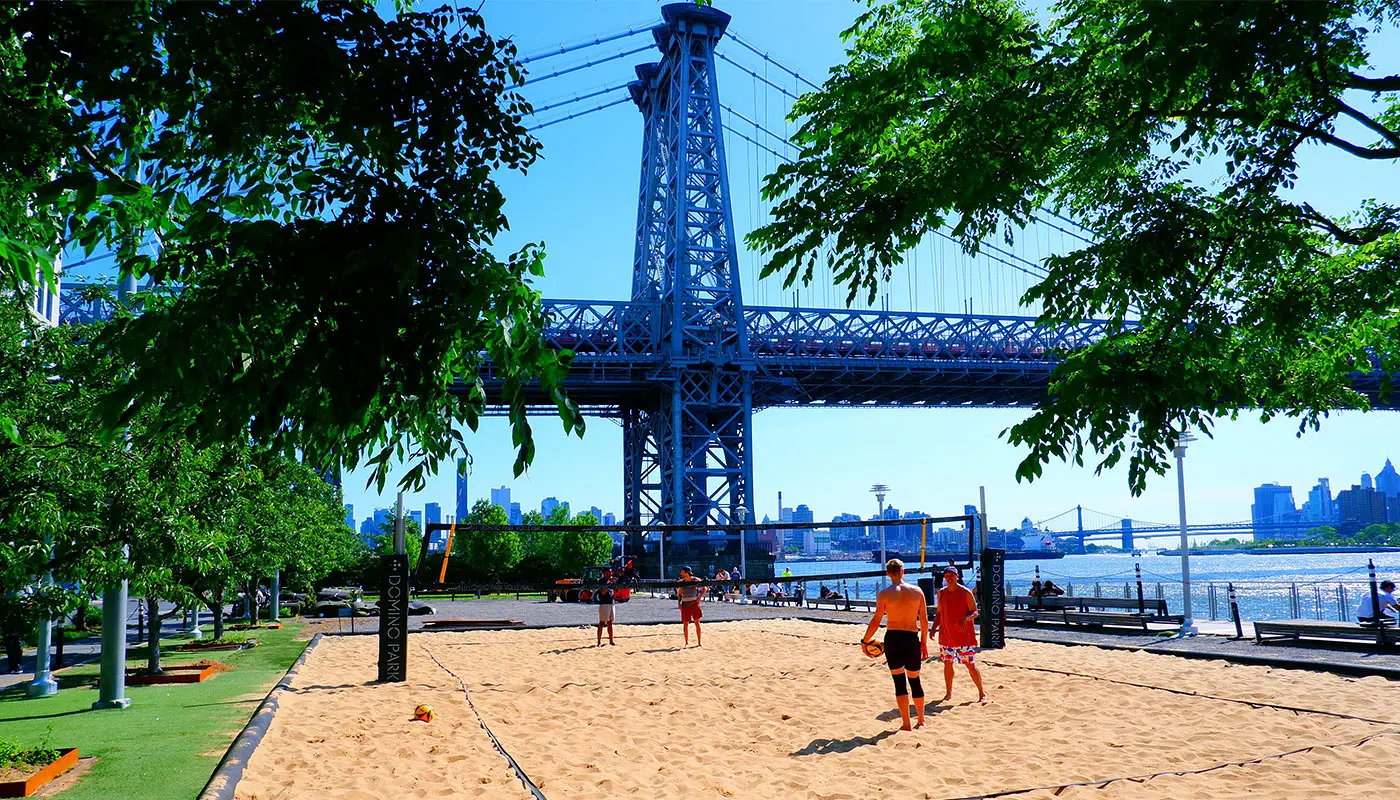 Williamsburg Bridge em Nova York - Caminhada de Manhattan a Williamsburg