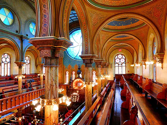 Museu na Eldridge Street em Nova York - Sinagoga da Eldridge Street